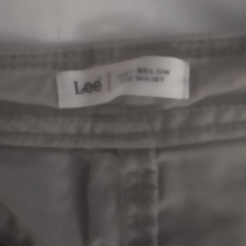 Women's cargo shorts